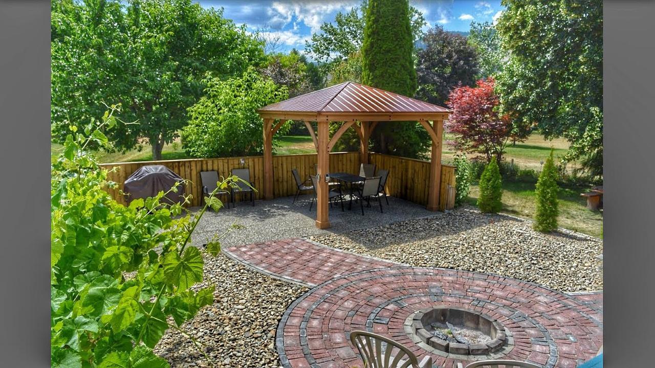 Sunny Shuswap B&B Chase Екстериор снимка